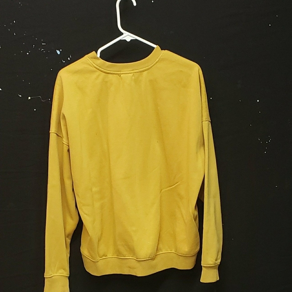 Crewneck - Picture 3 of 4